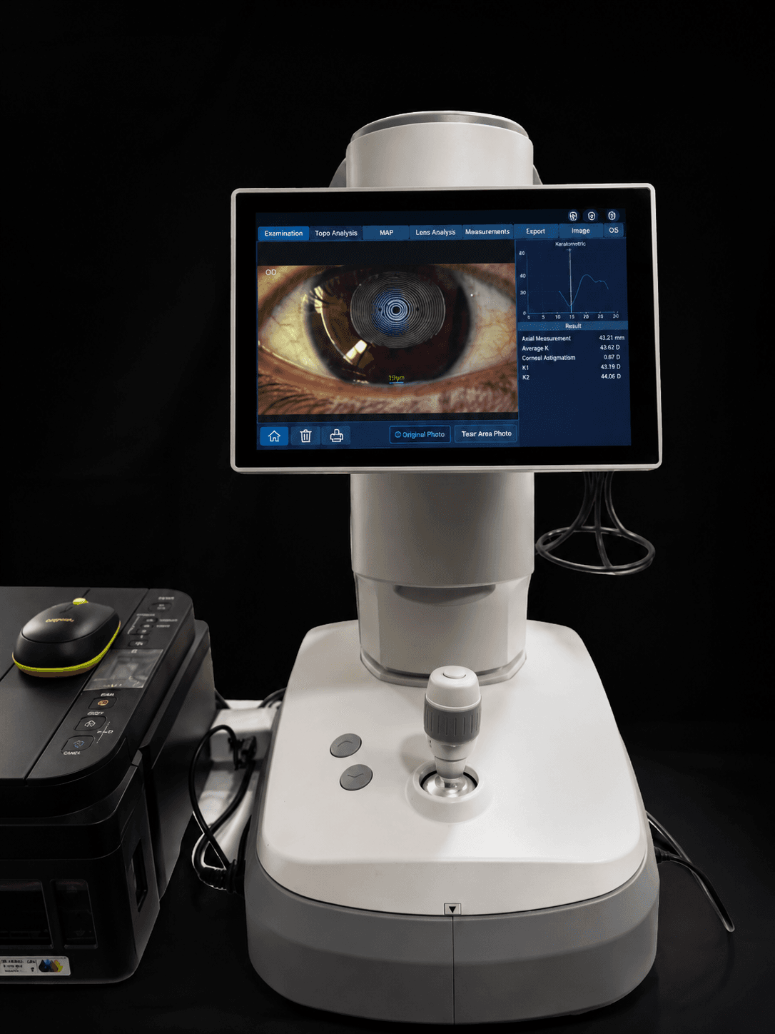 Ocular surface care. Dry eye or slit-lamp photography